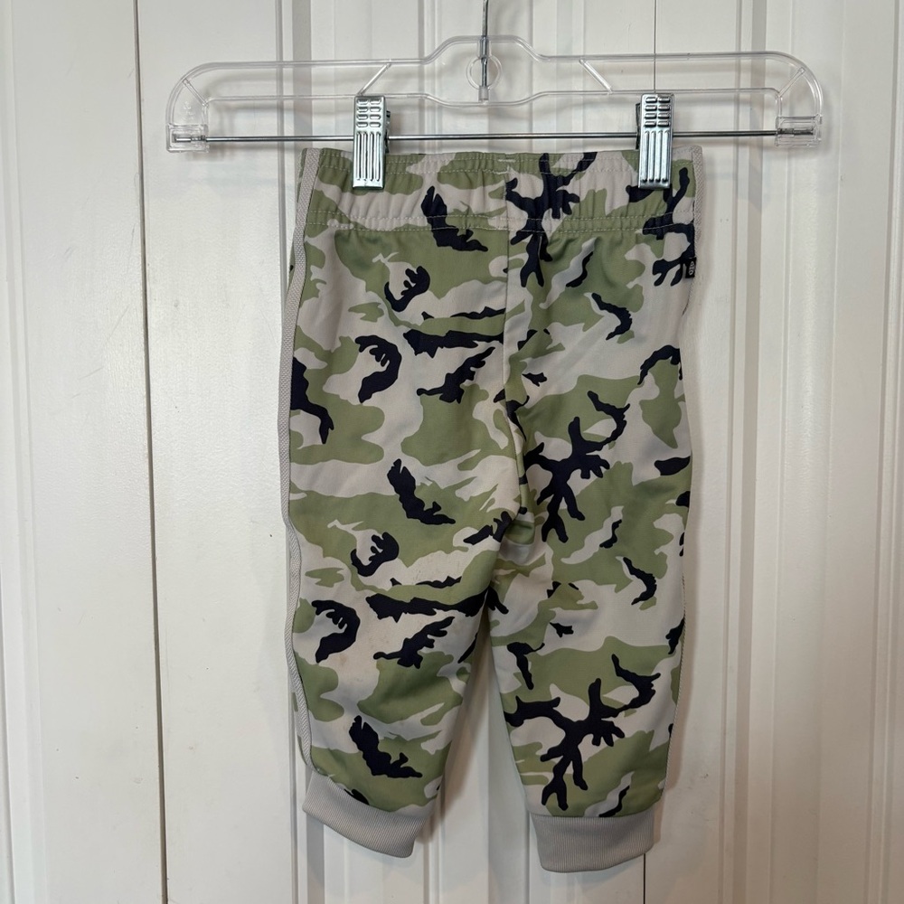 Adidas Camo Pants Size 9-12 Months - Picture 2 of 6